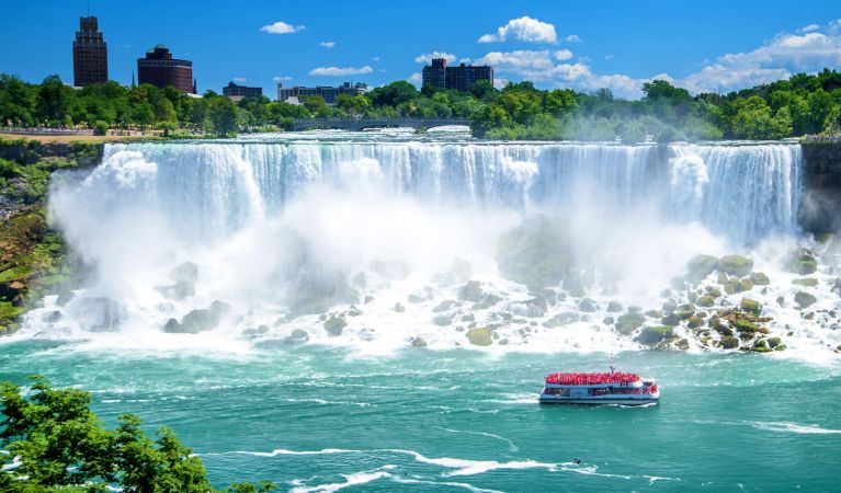 Canadian Cascades: Niagara Falls to Montreal-KQTV
