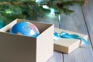 Top 5 Gifts for Travelers, Christmas 2021 3