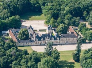 Enchanting Chateaus: Exploring France’s Loire Valley 14