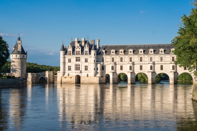 Enchanting Chateaus: Exploring France’s Loire Valley 3