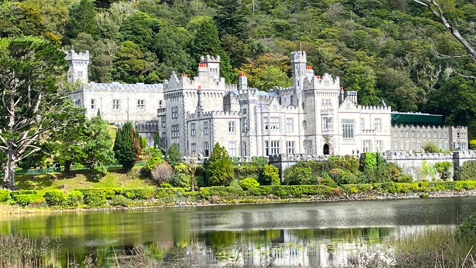  Kylemore Abbey