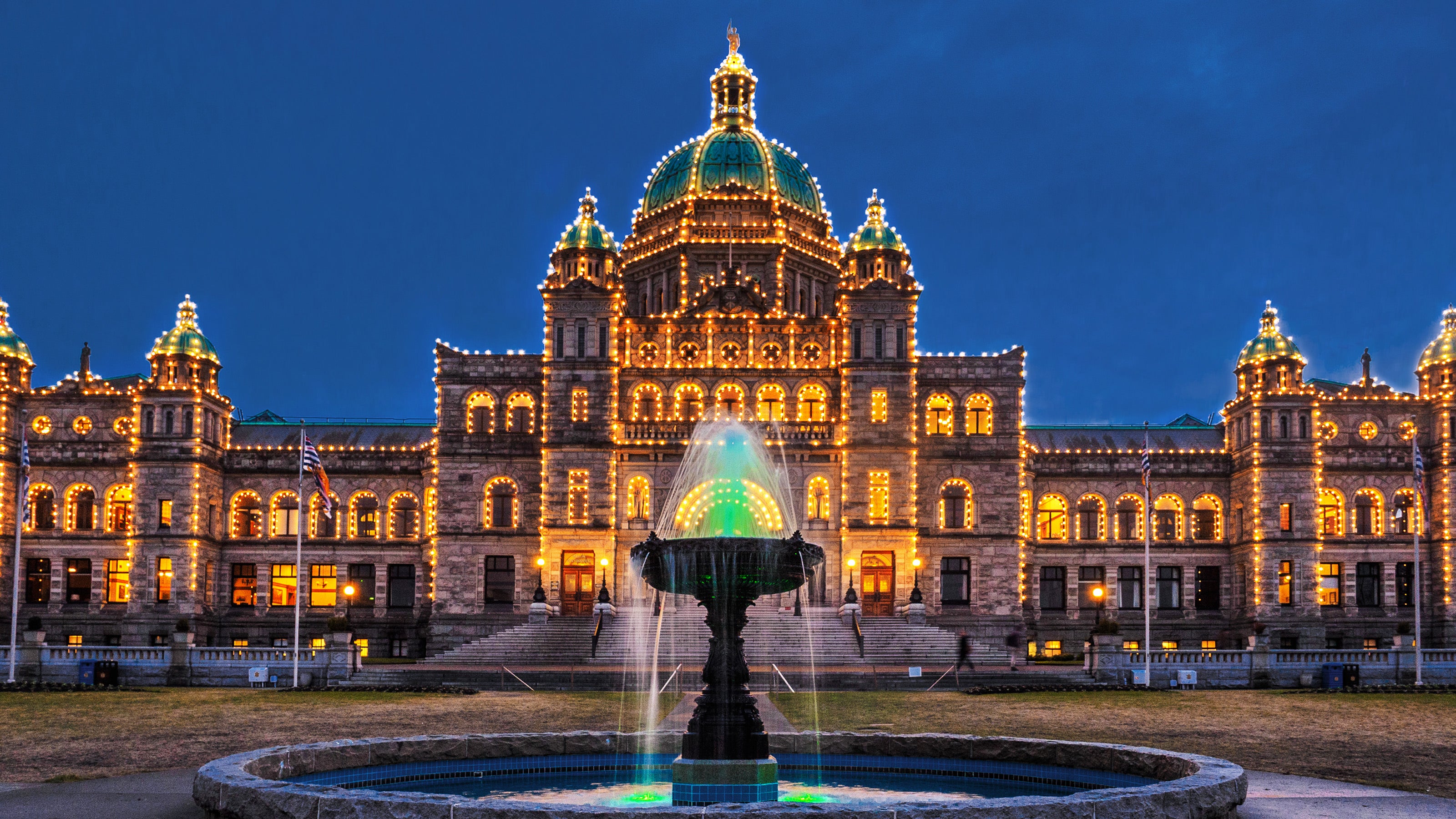 WEBC - Christmastime in British Columbia