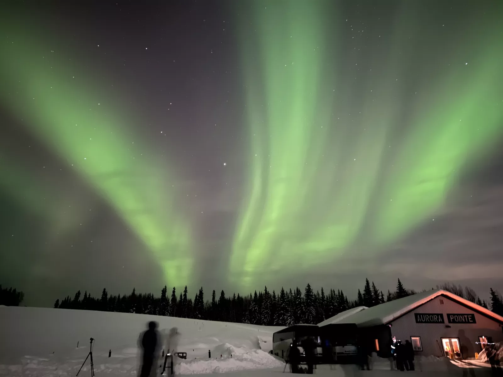 Guest image of the Northern Lights at Aurora Pointe Activity Center
