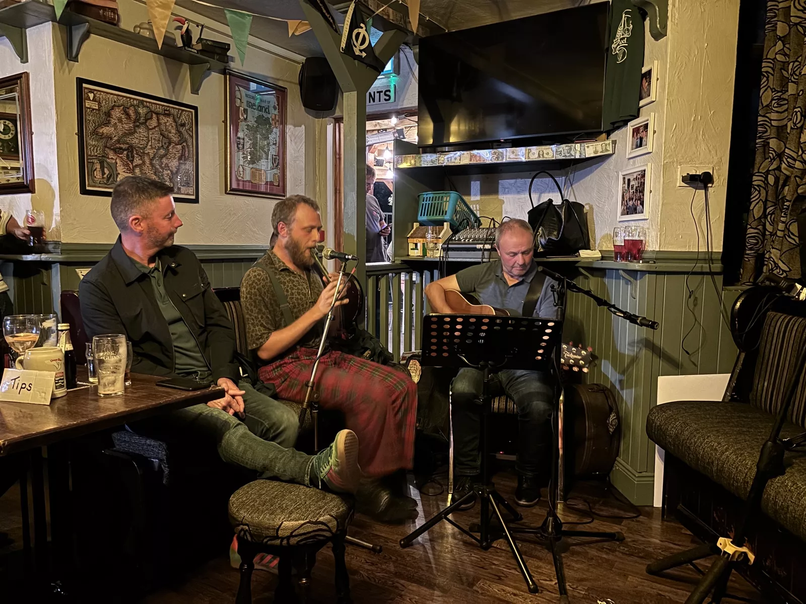 Guest image of Irish Band