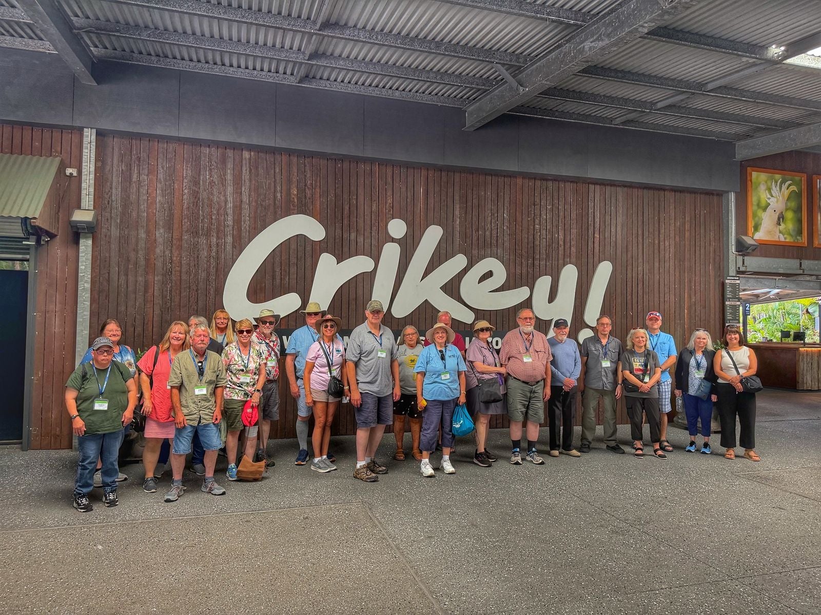 Holiday Vacations tour group at Australia Zoo
