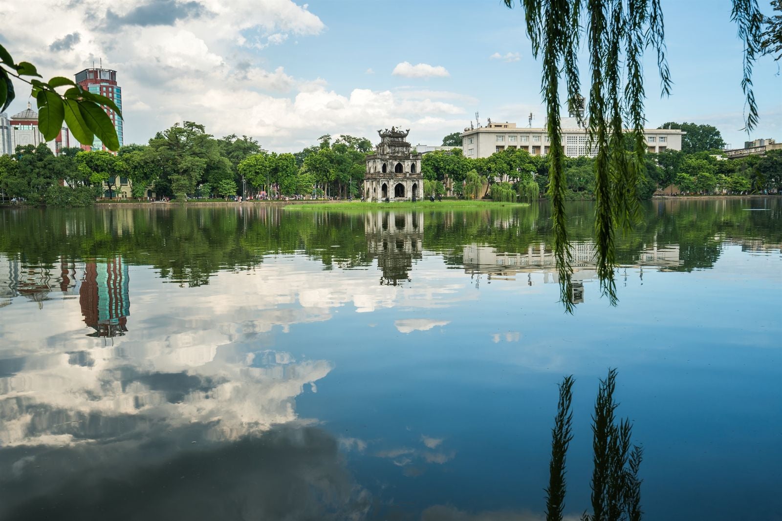Hoan Kiem Lake, Hanoi