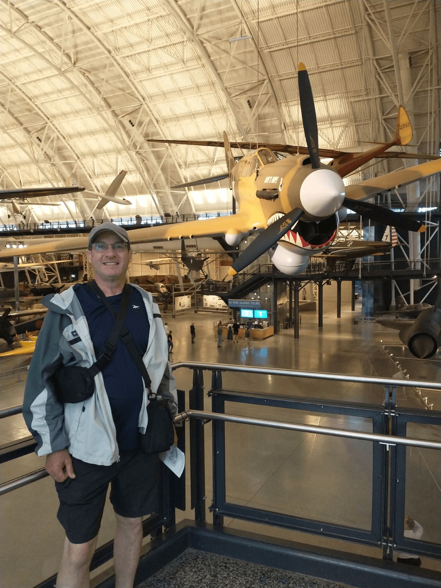 Holiday Vacations guest at Smithsonian Institution Museums