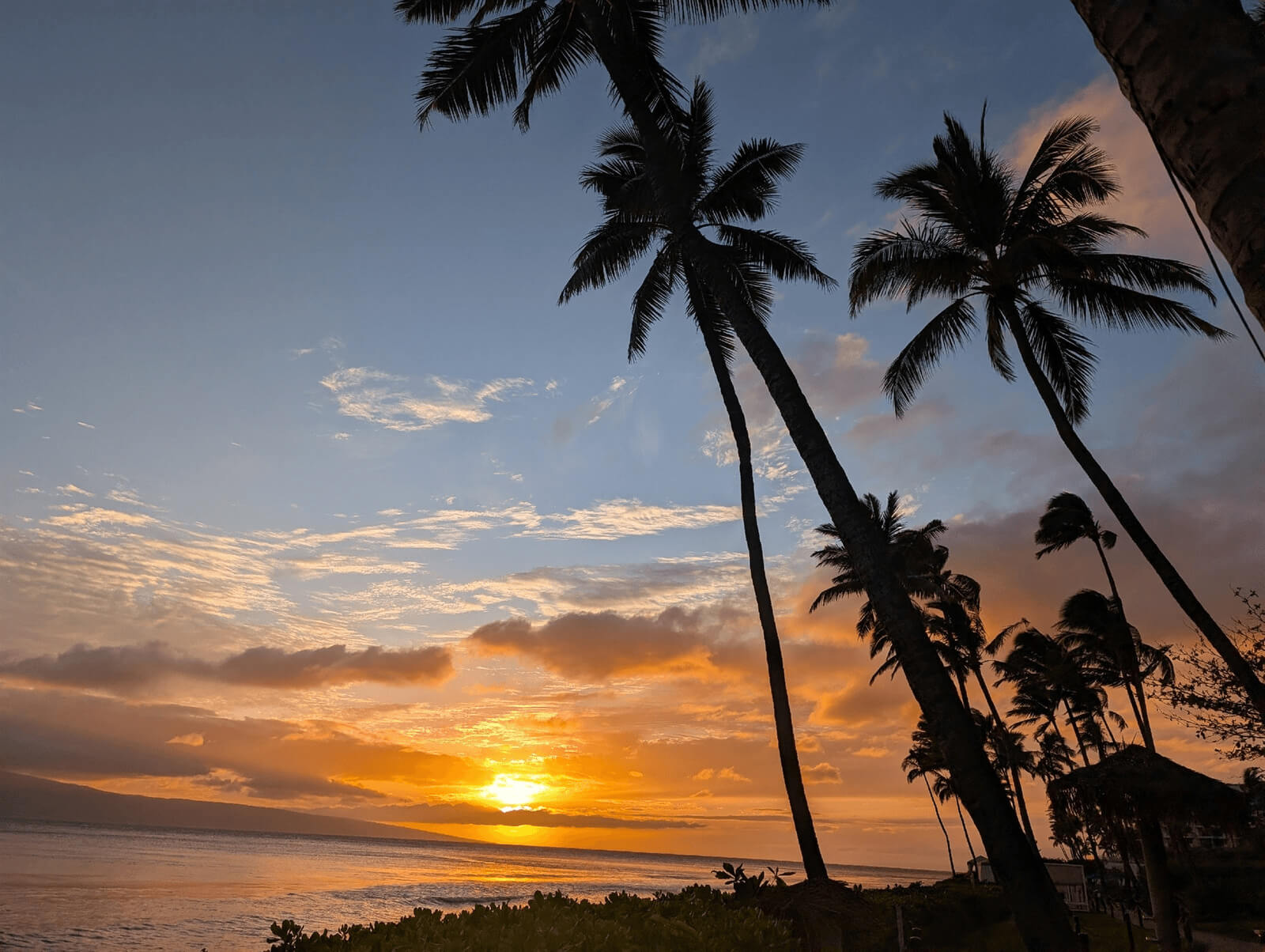 Guest photo of sunset in Hawaii