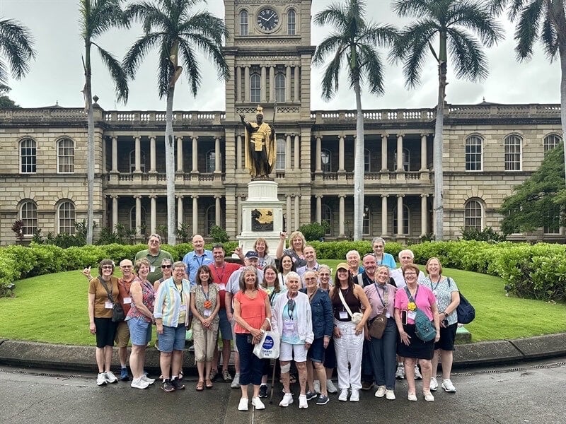 Holiday Vacations guests at Iolani Palace, Honolulu