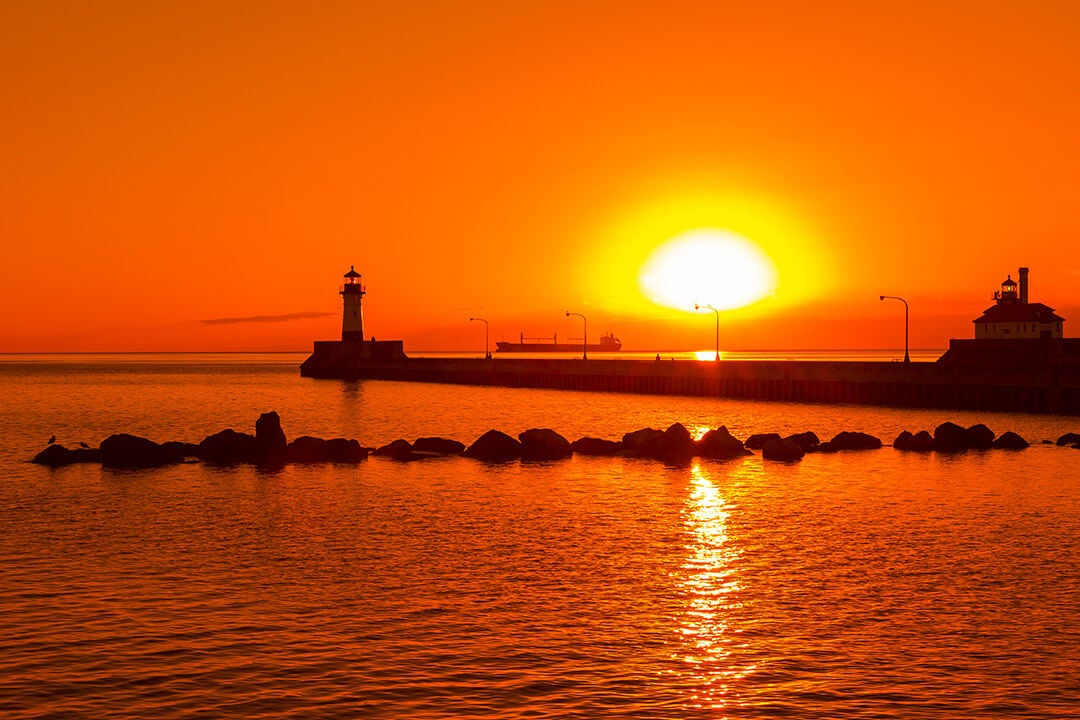 Duluth Harbor  Sunset Dinner Cruise